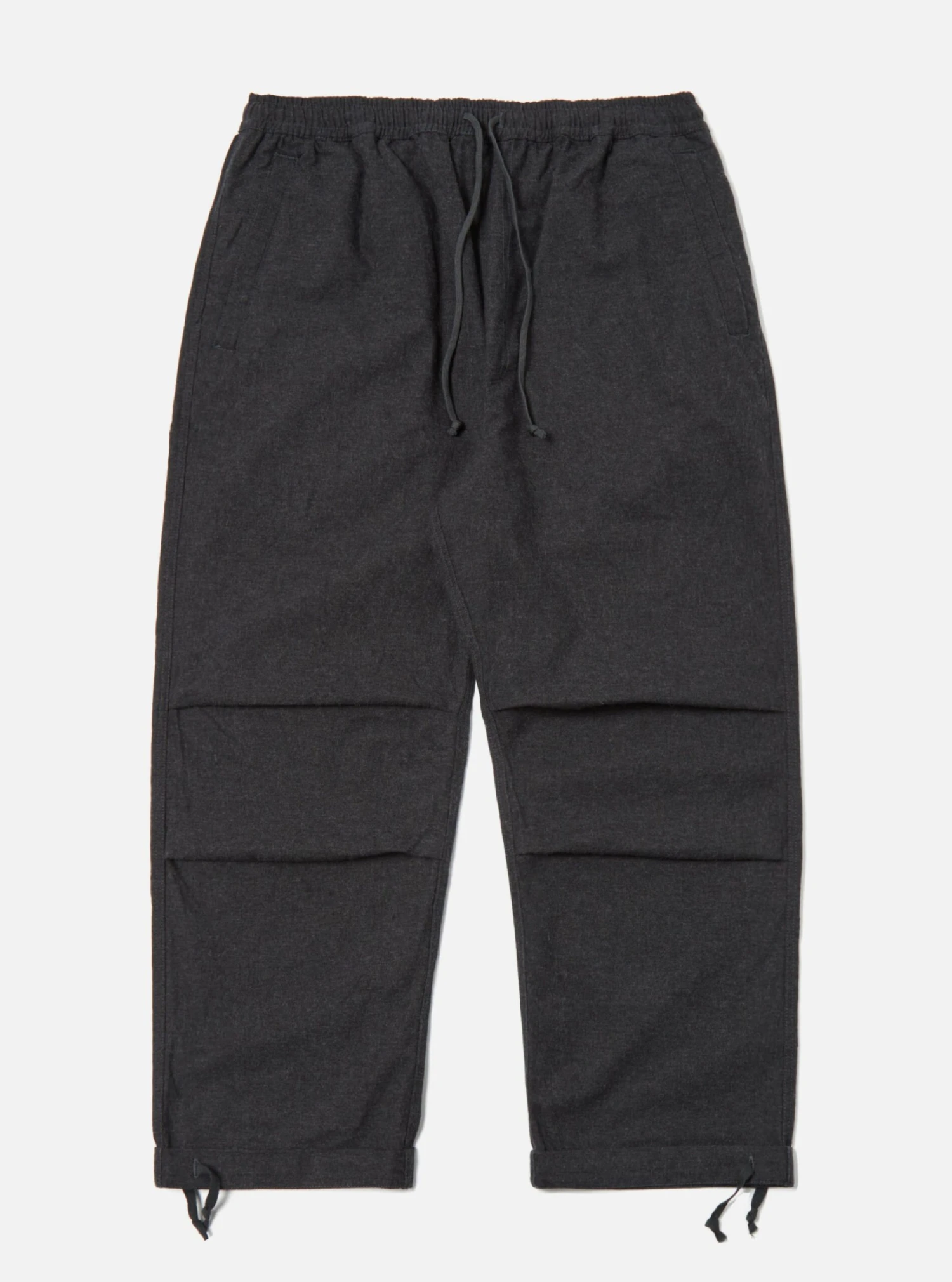 Universal Works Parachute Pant In Charcoal Carbon Cotton - Image 2