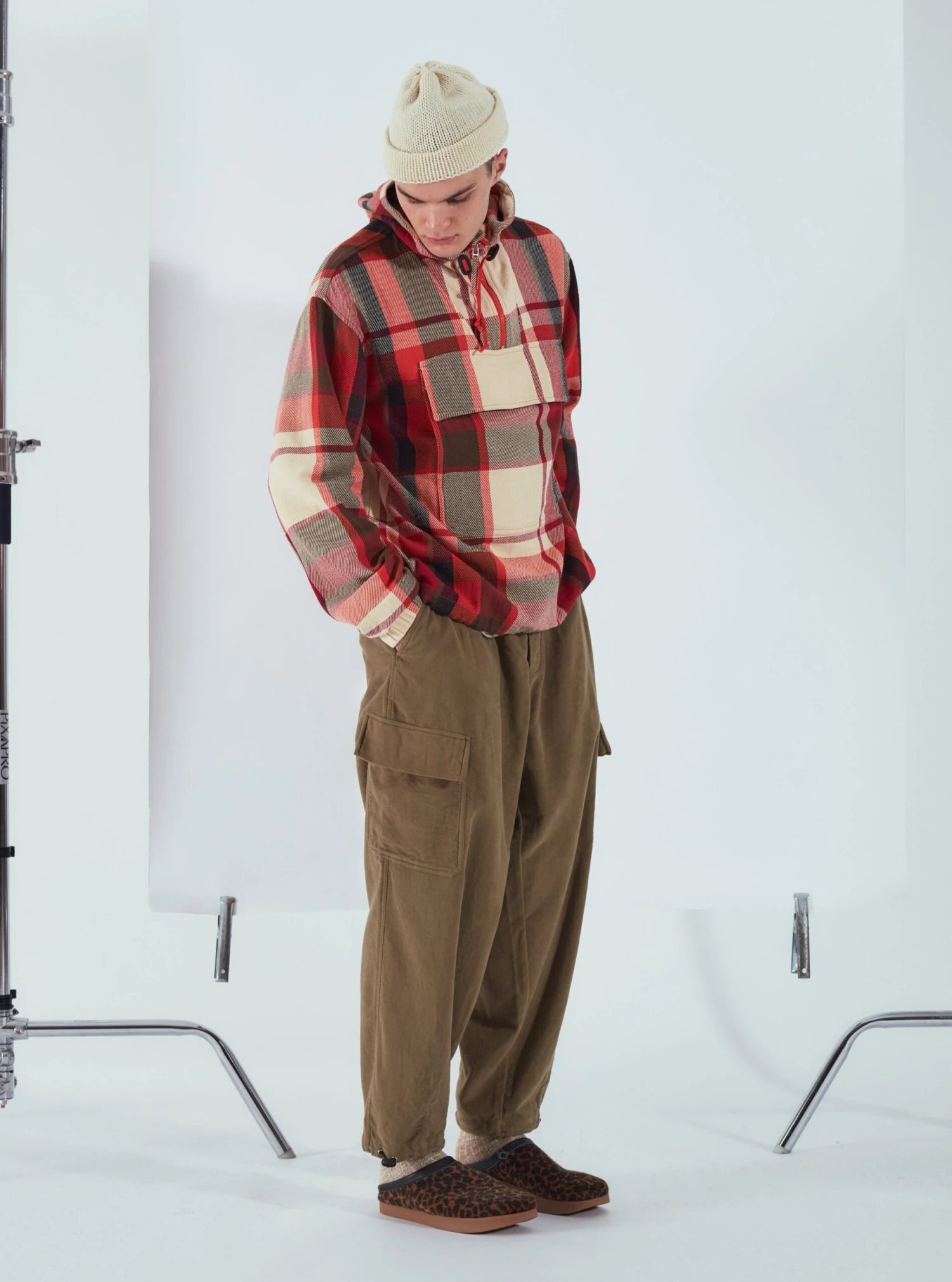 Universal Works Loose Cargo Pant In Lovat Lightweight Moleskin - Image 9