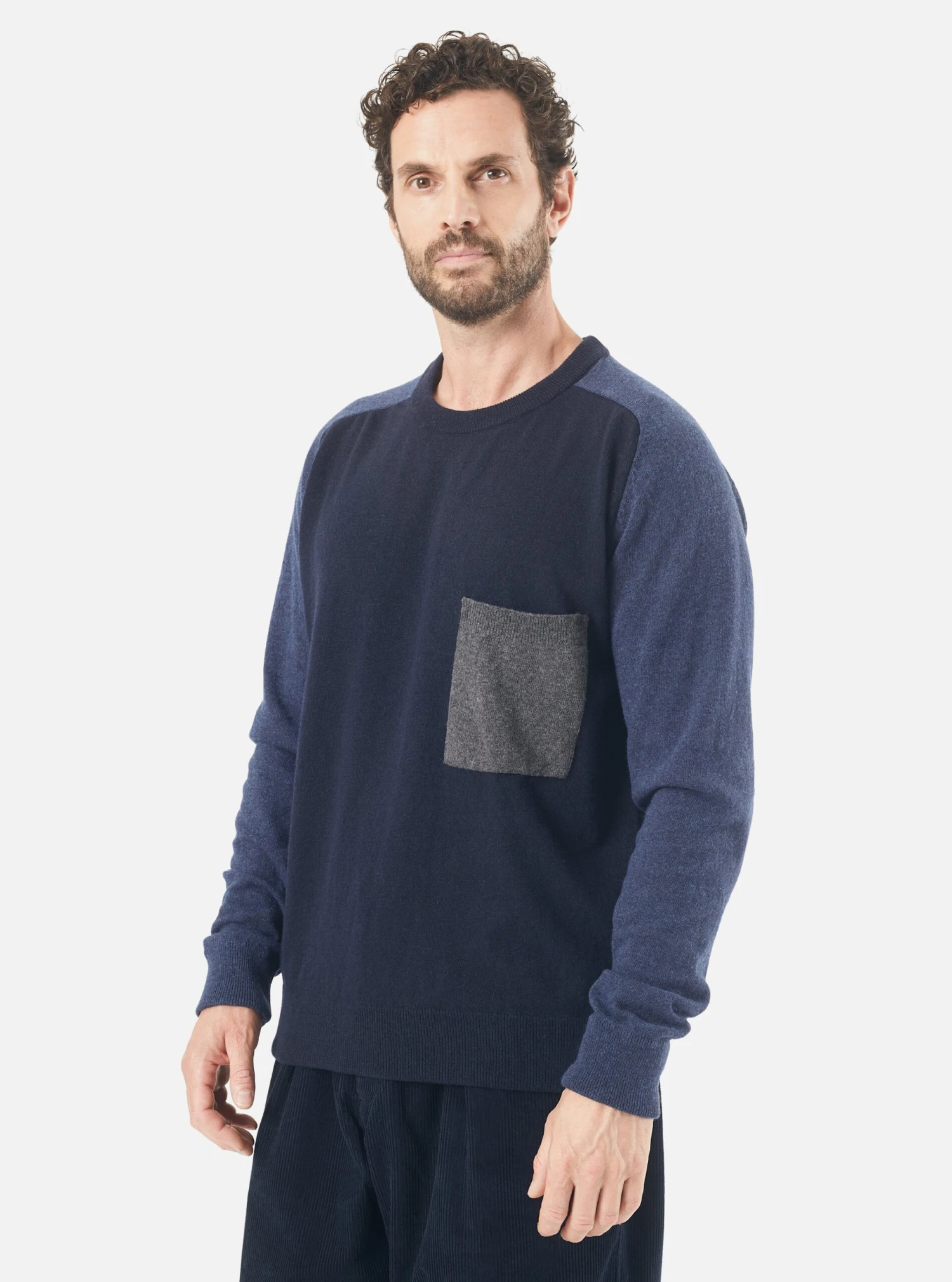 Universal Works Mixed Saddle Sleeve Crew In Navy/Indigo Cashmere Wool Mix