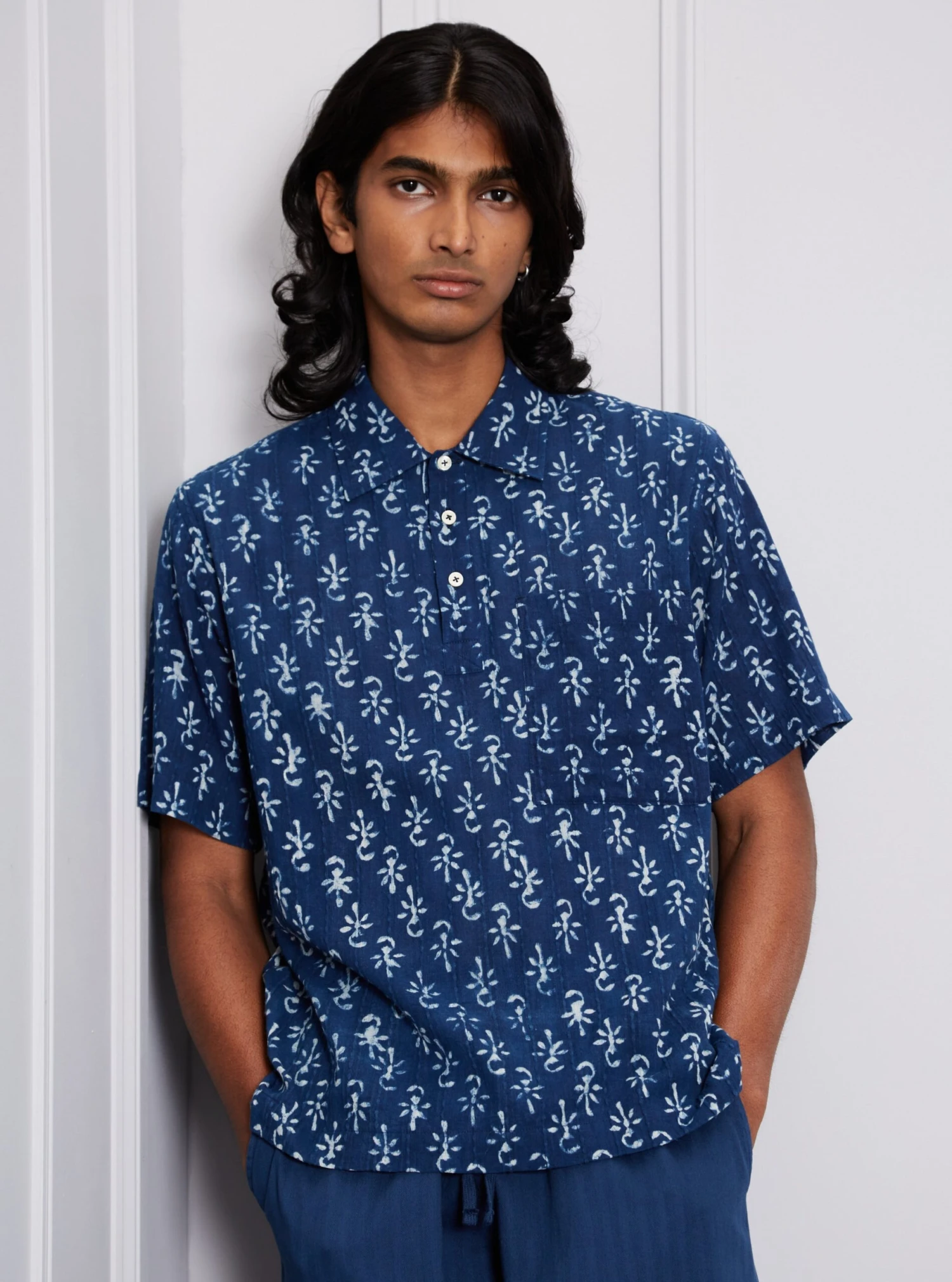 Universal Works Pullover S/S Shirt In Indigo Flower Print - Image 3