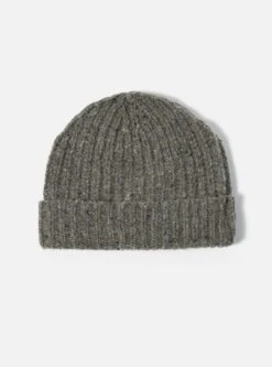 Universal Works Short Watch Cap In Grey Lambswool Fleck